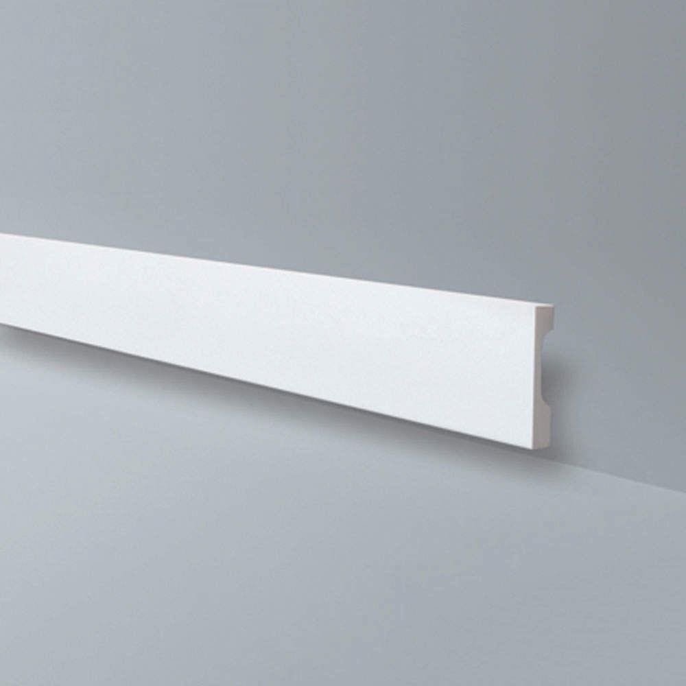 Rodapé GART de Poliestireno WB7 18mmx7cm Metro Linear - caixa com 2,44 Unidade - Branco