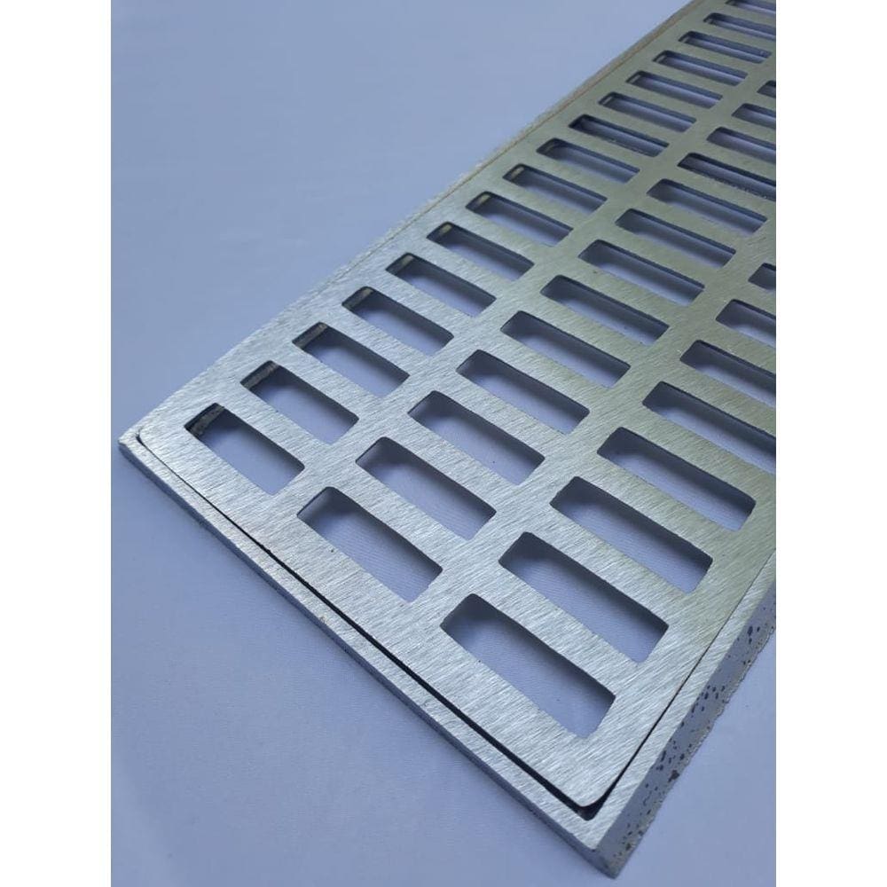 Grelha Pluvial 20x50 com Suporte - Aluminio Fundido Escovado - Ficone Reis