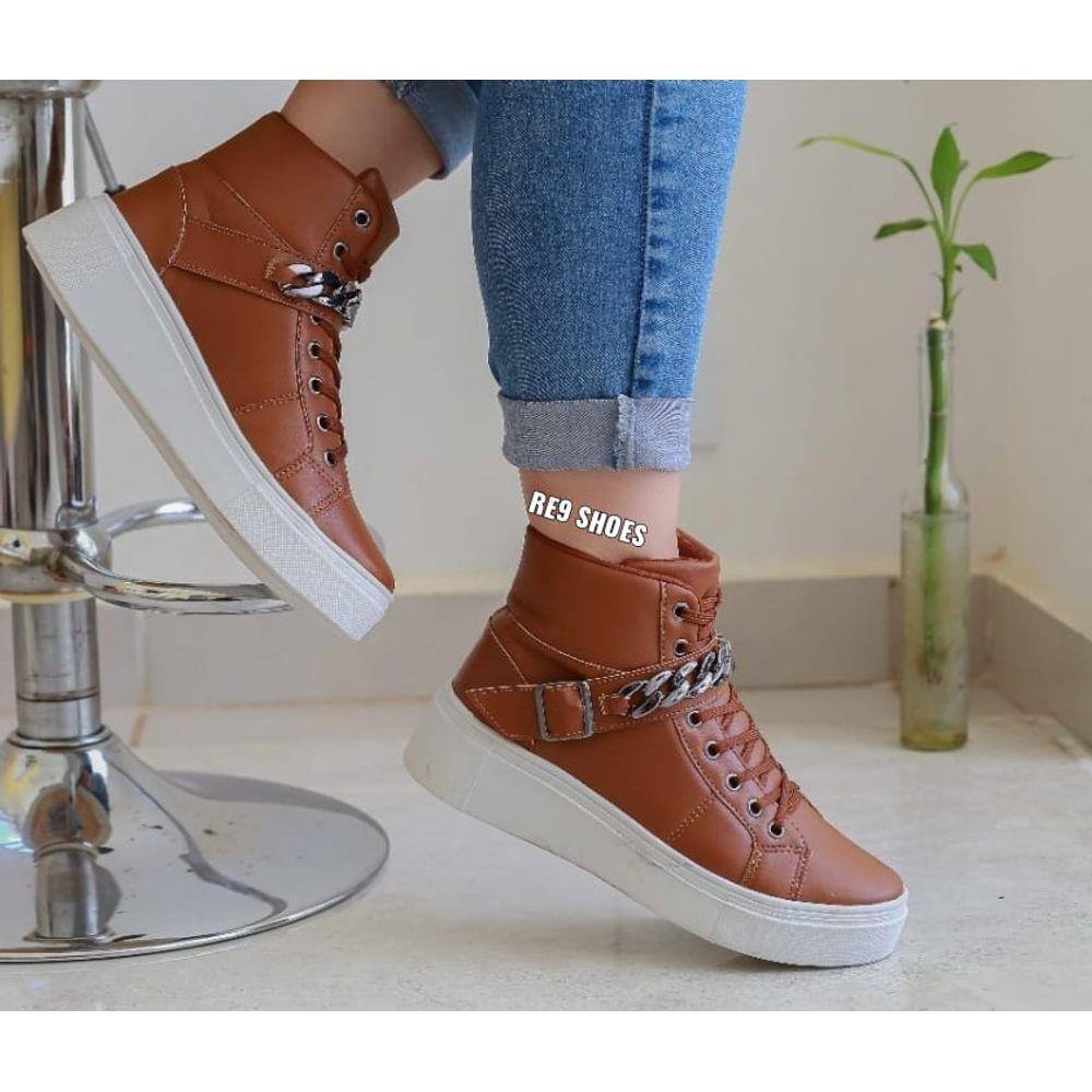 Tenis estilo bota | Extra