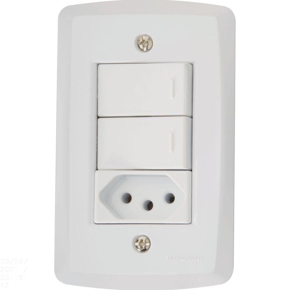 Conjunto 4x2 com 2 Interruptores Simples 10 A 250 V e 1 Tomada 2P+T 10 A 250 V Tramontina Lux2 Branco Tramontina
