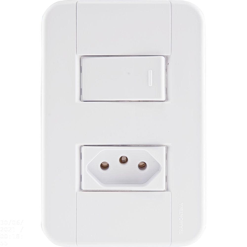 Conjunto 4x2 com 1 Interruptor Simples 10 A 250 V e 1 Tomada 2P+T 20 A 250 V Tramontina Tablet Branco Tramontina