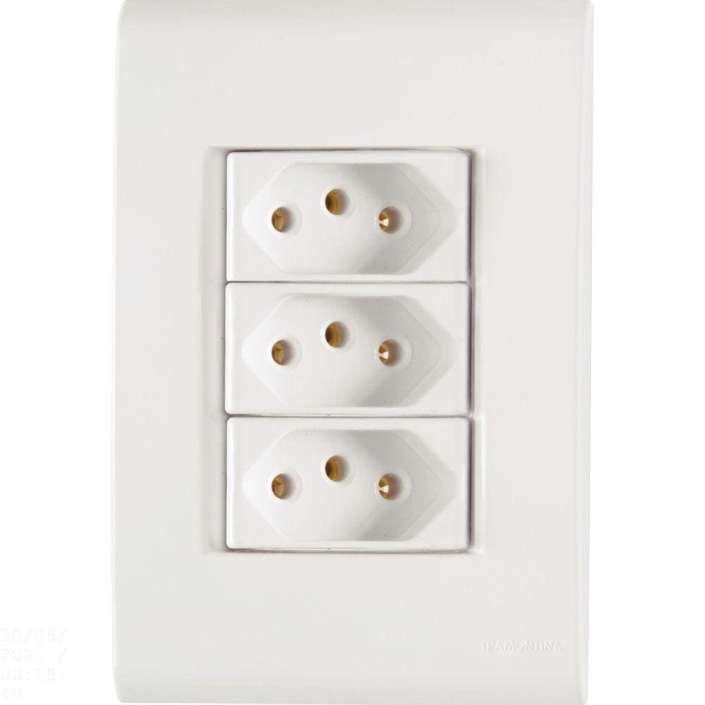 Conjunto 4x2 com 3 Tomadas 2P+T 10 A 250 V Tramontina Liz Branco Tramontina