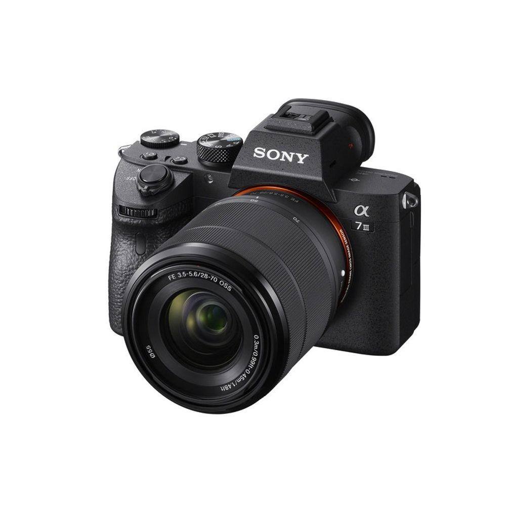 Câmera Fotográfica Sony A7 MK III e Lente 28-70mm Preto