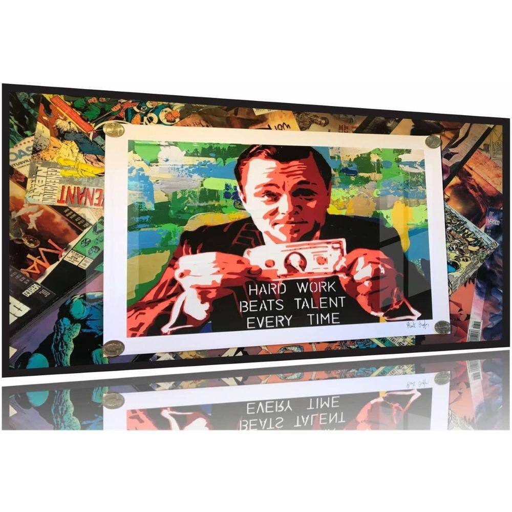 Quadro Decorativo Lobo Wall Street Dólar 130x60 Moldura Preta 2x2