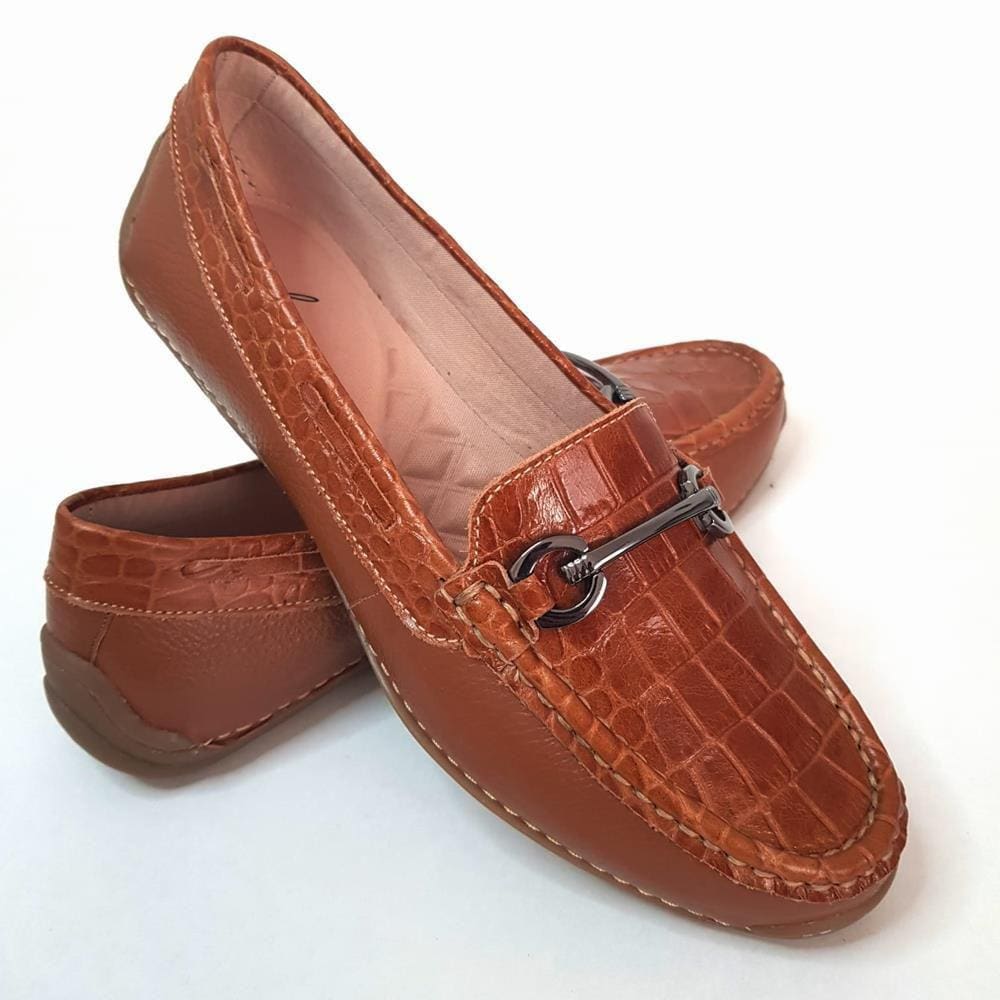 Mocassim Couro Feminino Croco Fivela Casual Conforto Estilo