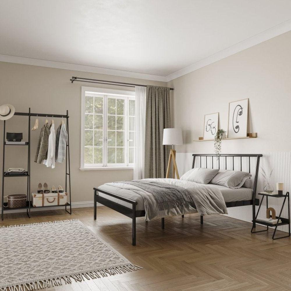 Conjunto Cama Queen 2 Mesa de Cabeceira e Arara de Roupas em Aço Begônia CabeCasa MadeiraMadeira Preto Metálico