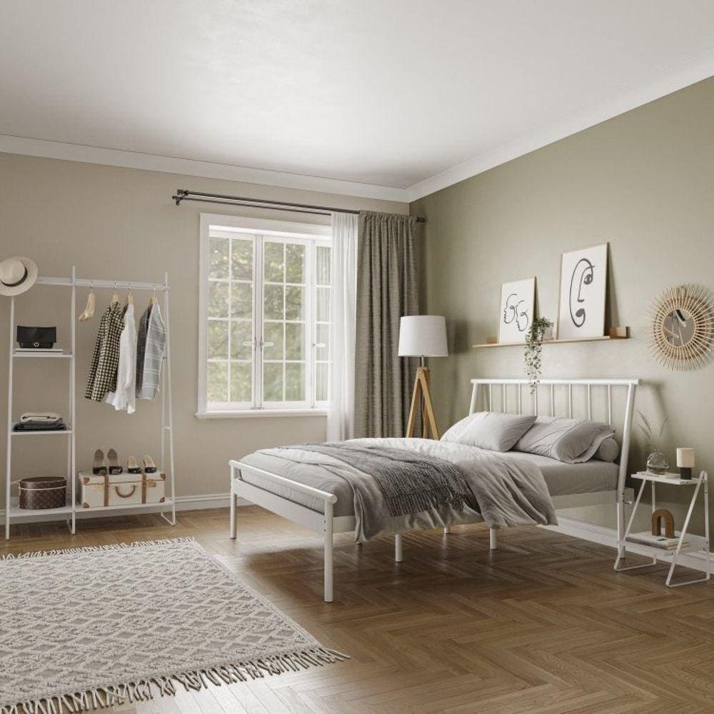 Conjunto Cama Queen 2 Mesa de Cabeceira e Arara de Roupas em Aço Begônia CabeCasa MadeiraMadeira Branco
