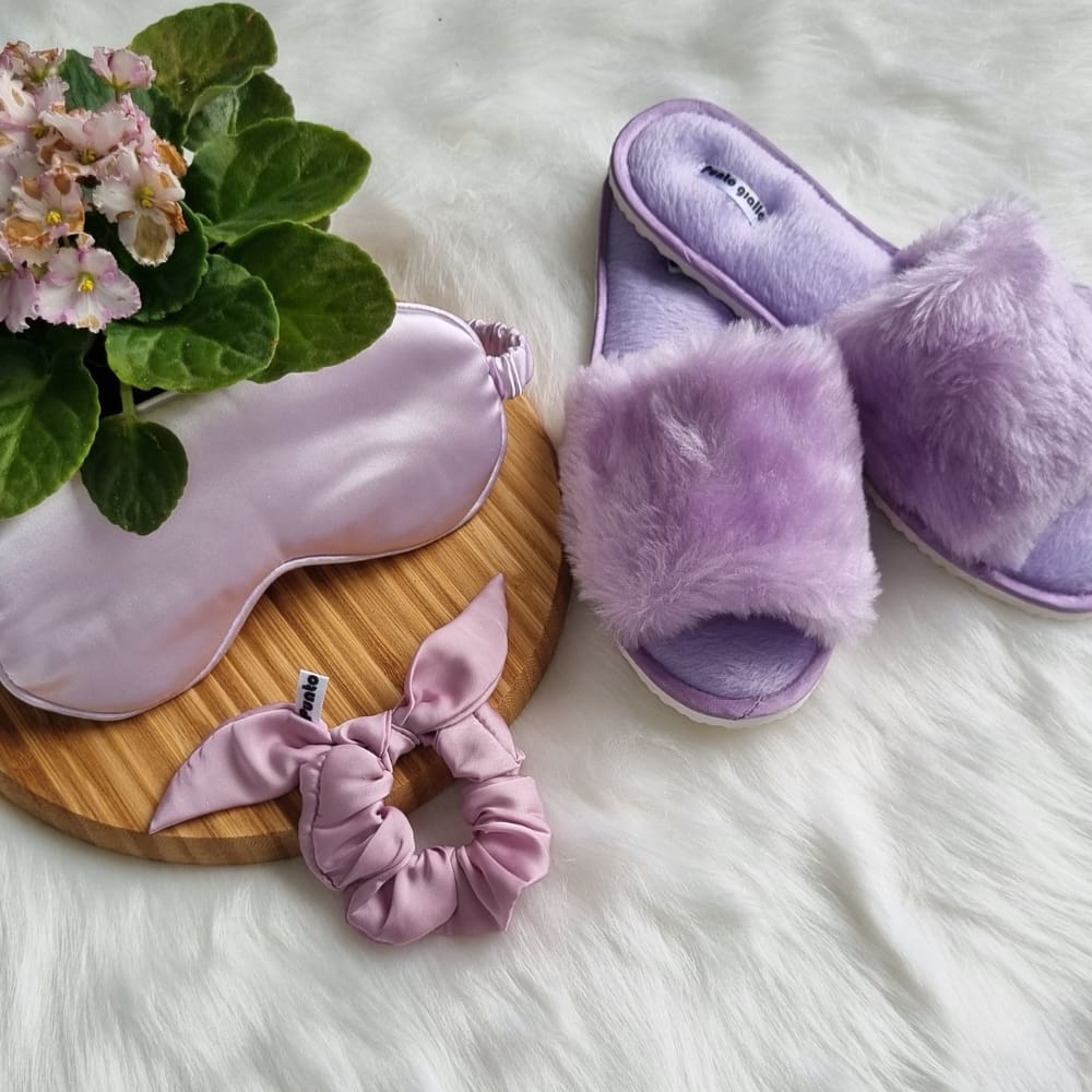 Kit pantufa + Mascara de dormir + Scrunchie Lilás