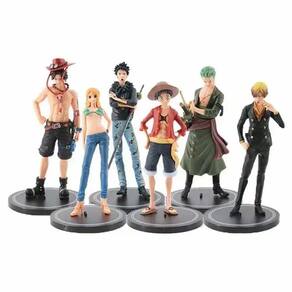 Almofada One Piece Luffy Zoro Nami Chopper Aveludada Quadrada