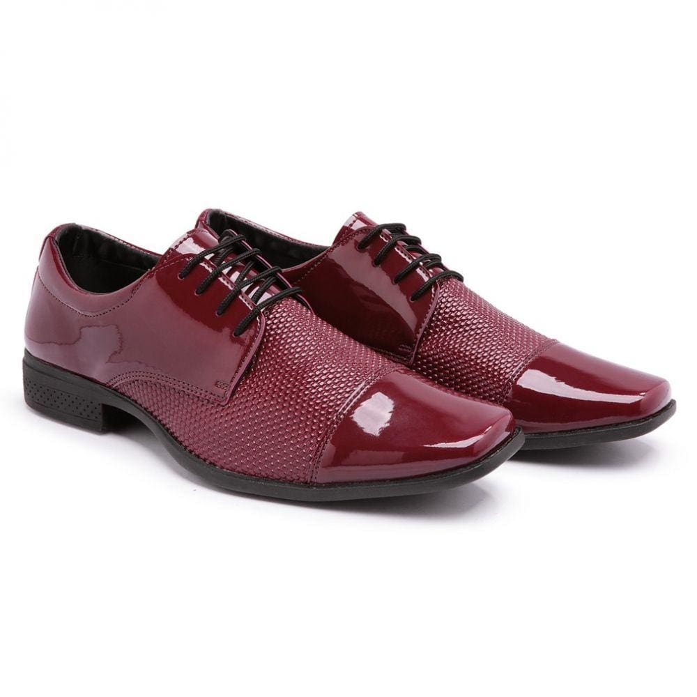 Sapato Social Verniz Moda Chic com Textura Cadarço e Bico Quadrado