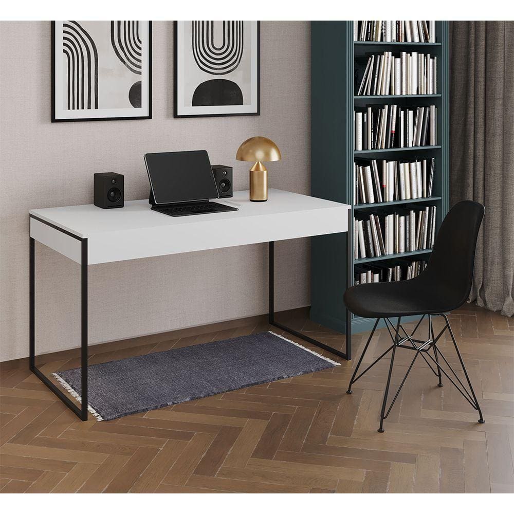 Escrivaninha Industrial Escritório Malta Branca 137X53Cm Com 1 Cadeira Preta Base Ferro Cor: Branco