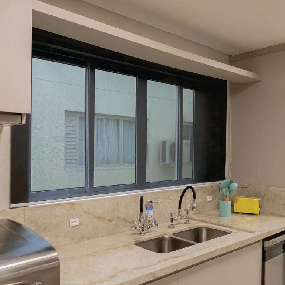 Persiana Rolo Screen 3% Preto - 1,10m x 1,90m