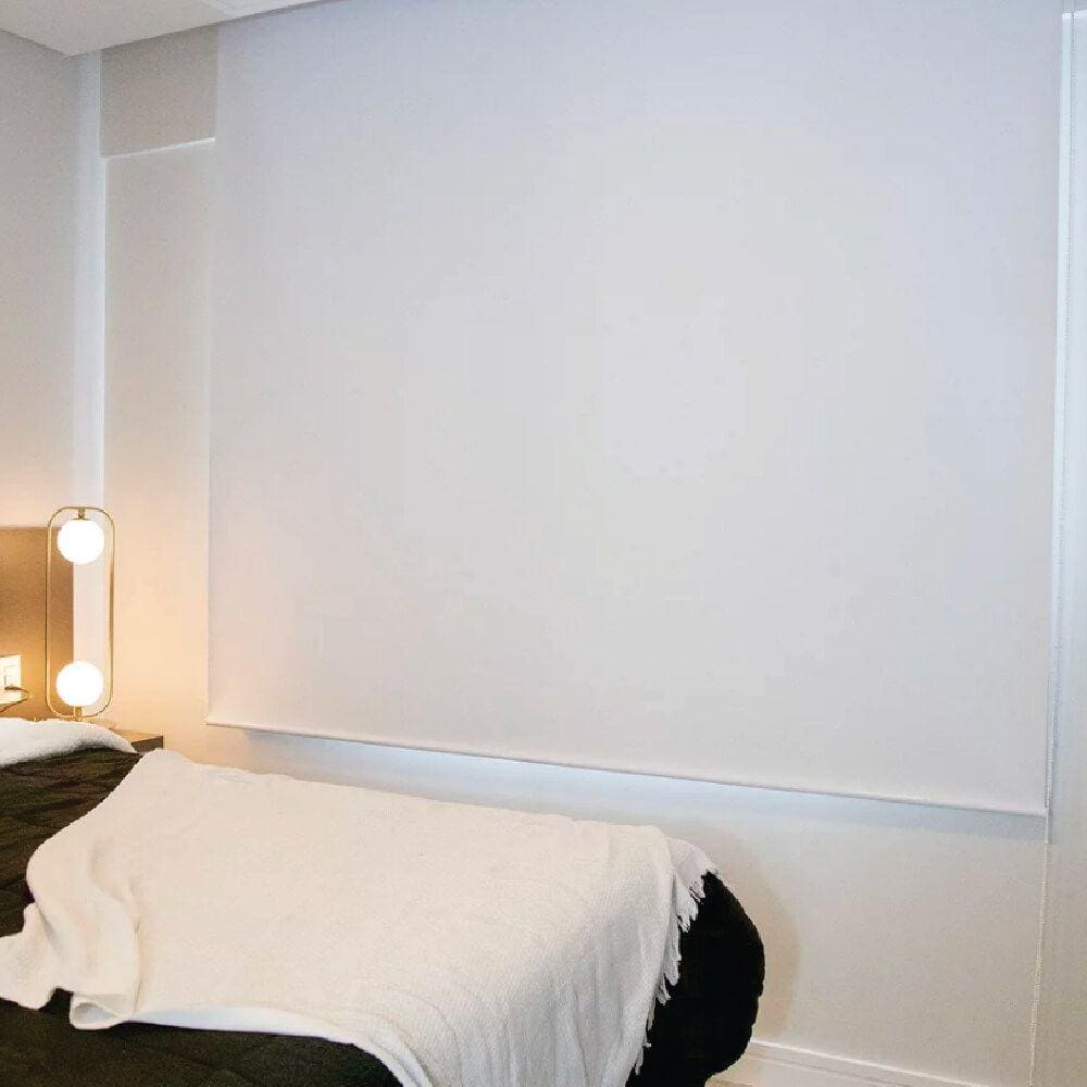 Persiana Rolo Blackout Pinpoint Branco - 1,60m x 1,20m