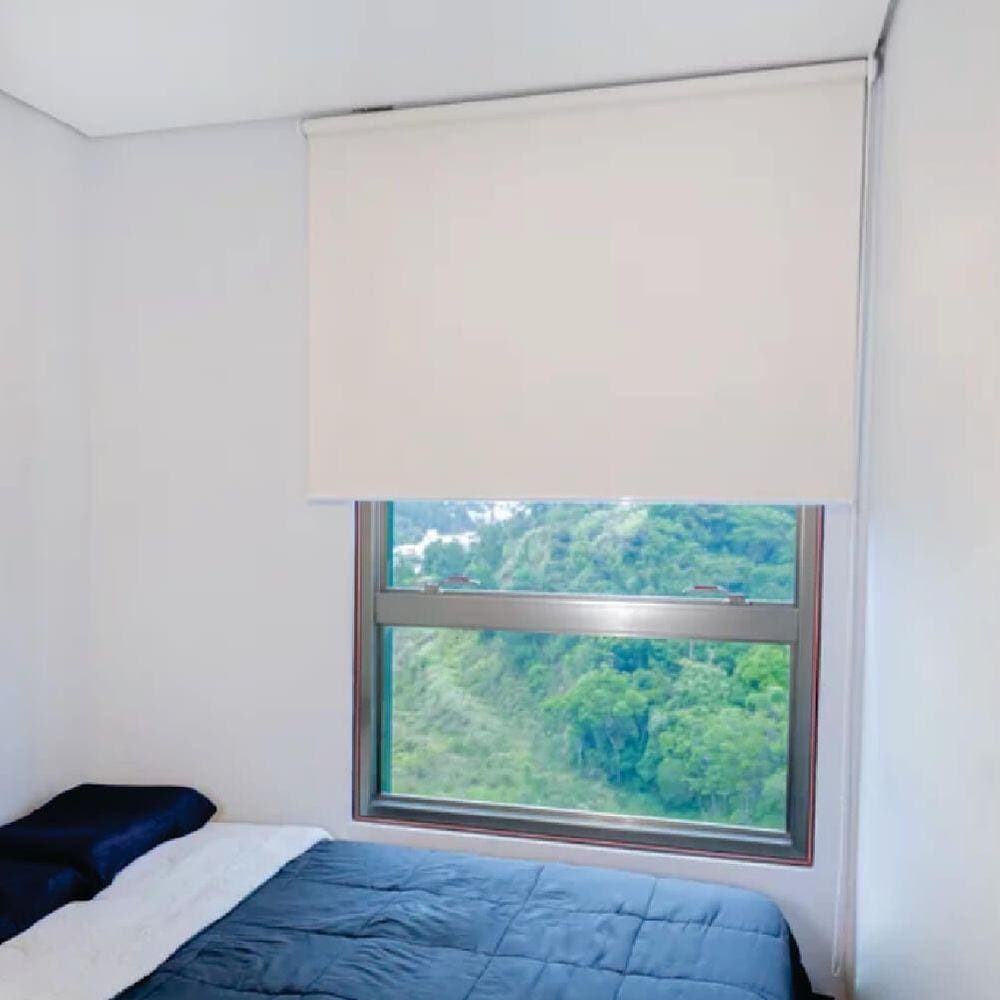 Persiana Rolo Blackout Pinpoint Bege - 1,10m x 1,30m