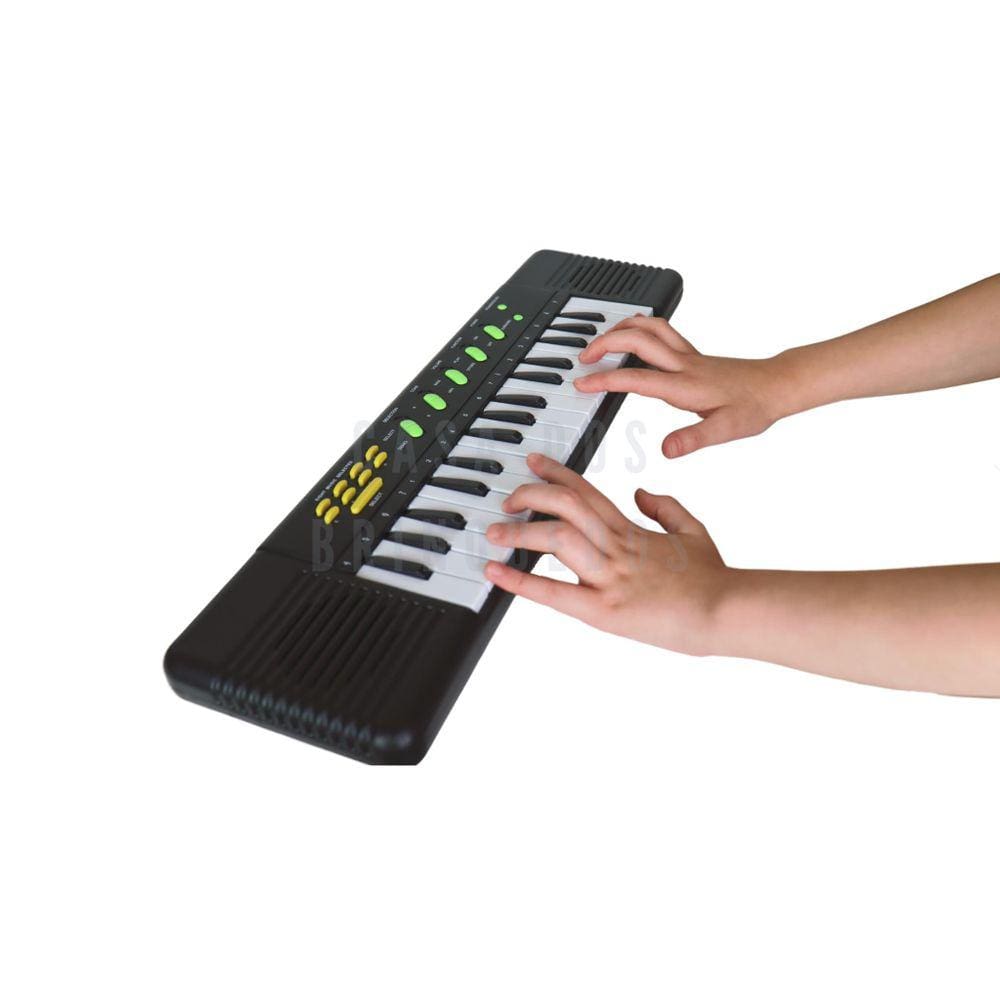 Brinquedo Piano Teclado Infantil Bichos Musical Moranguinho