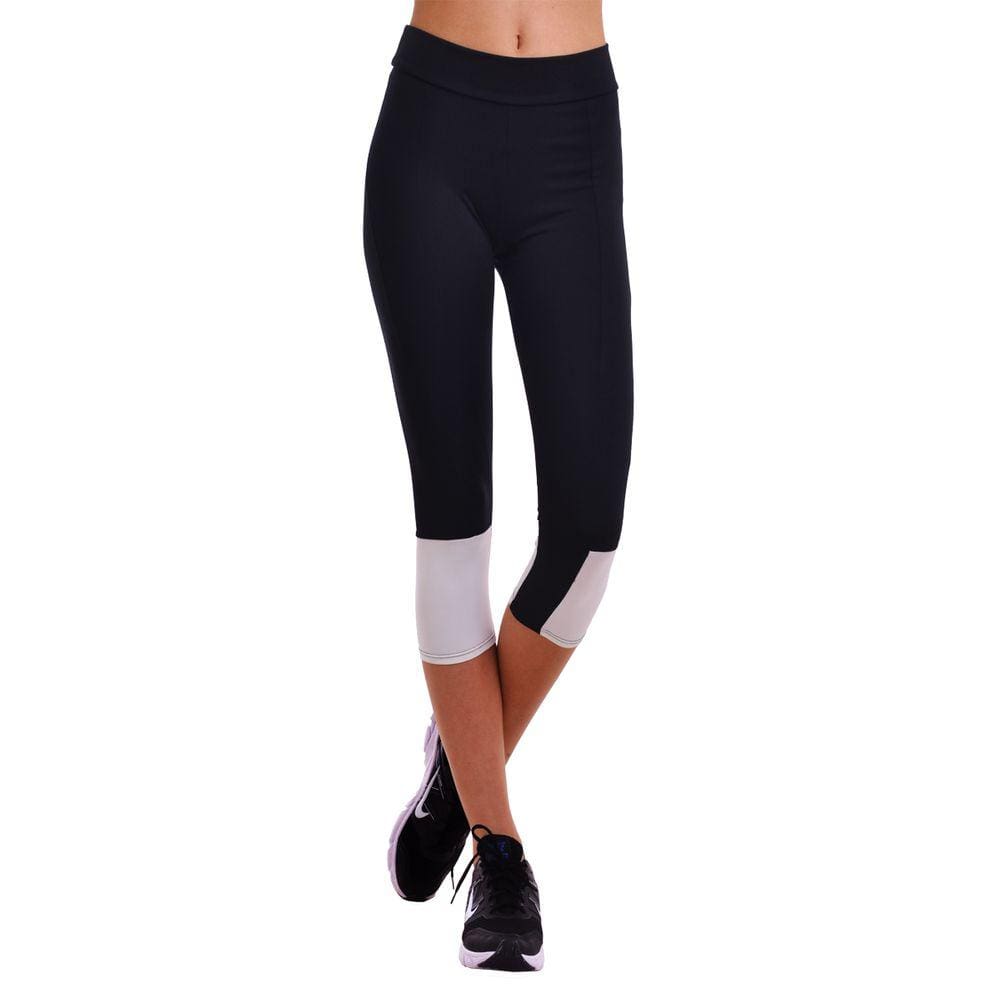 Calça Legging Capri Fitness em Power Suplex Detalhe Branco