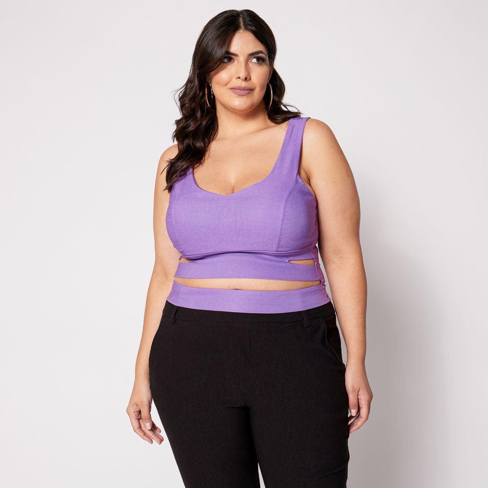 Blusa Cropped de Alça Plus com Recorte e Bojo