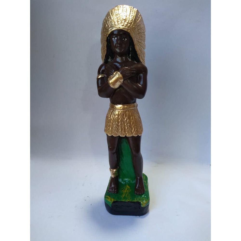Imagem Caboclo Pena Dourada Em Pe Escultura Gesso 20 Cm