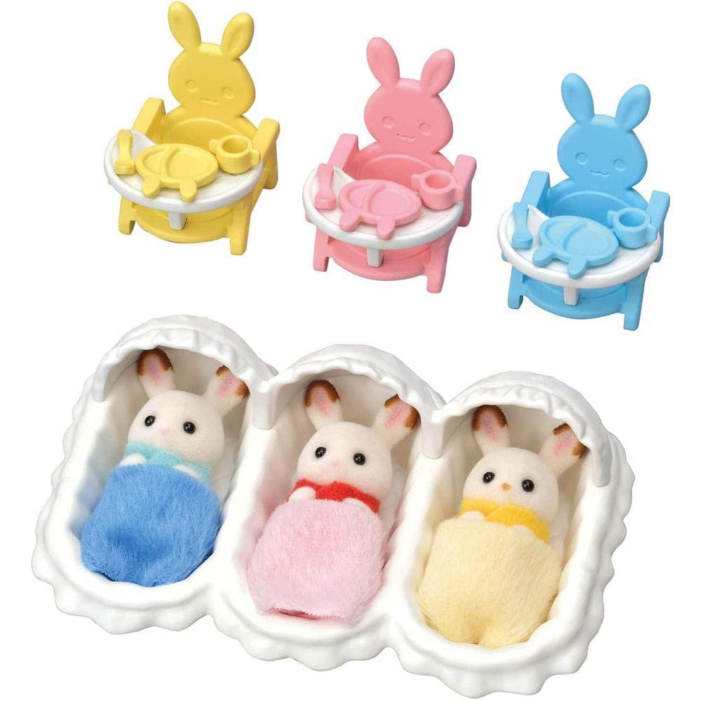 Conjunto Trigêmeos Critters Calico, Casa de Bonecas com 3 Coelhos e Acessórios