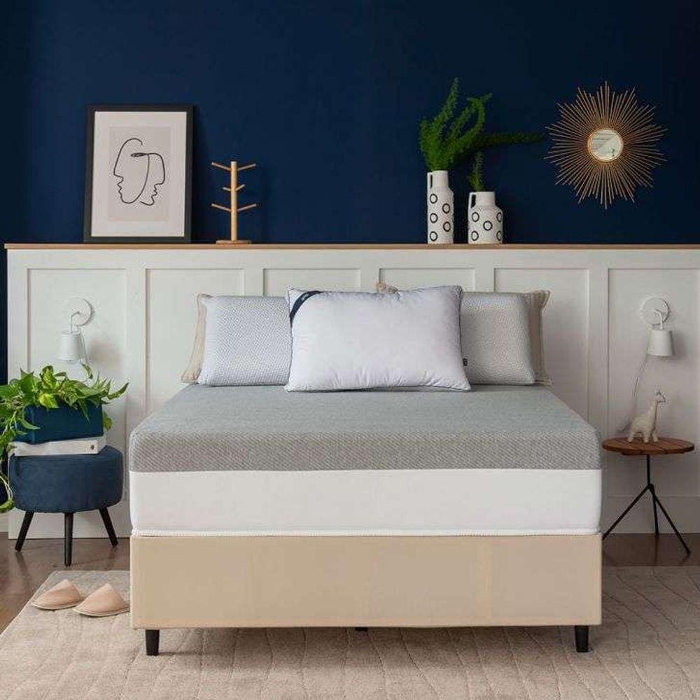 cama box king com guarda objetos bege com colchão guldi dream mola ensacada (30x193x203) e 2 travesseiros guldi dream branco e azul