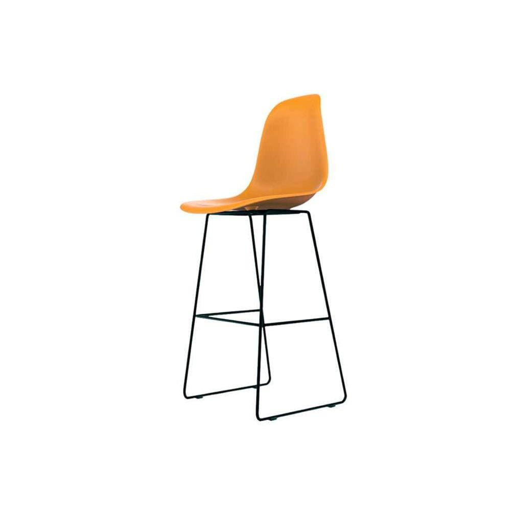 banqueta eames terracota e preta