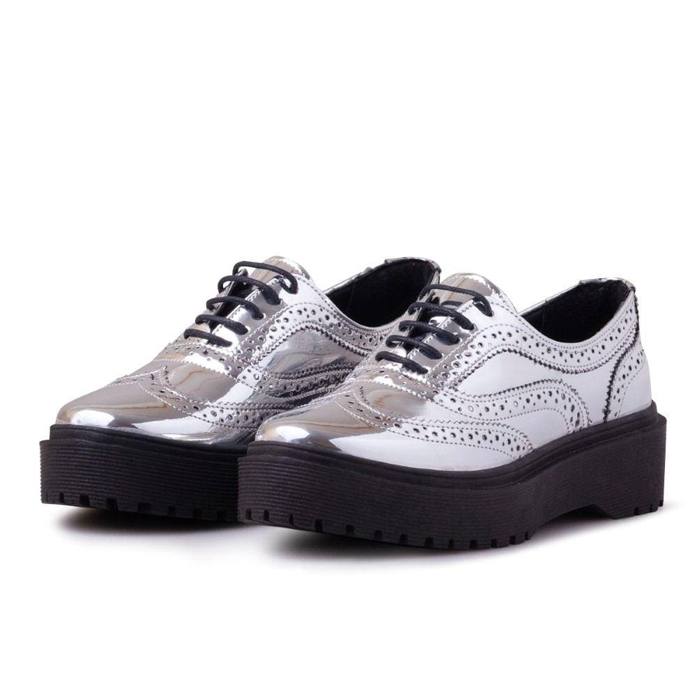 Tenis Oxford Plataforma Couro Feminino Metalizado Cadarço Solado Borracha Bico Redondo