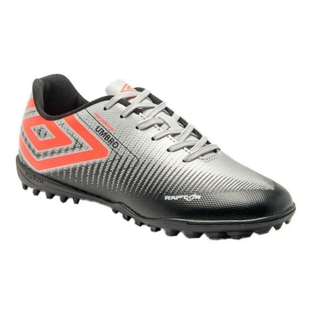 Chuteira Society Umbro Raptor - Preto/Prata/Coral