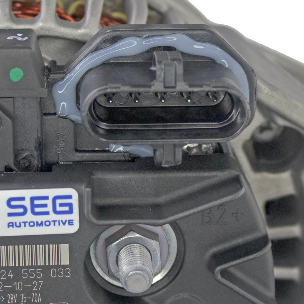 Alternador Eurocargo Attack Tector Escavadeira Cx220b E175b Lw130b 70A 24V com Polia Plug 5 Pinos - Seg - 0124555033