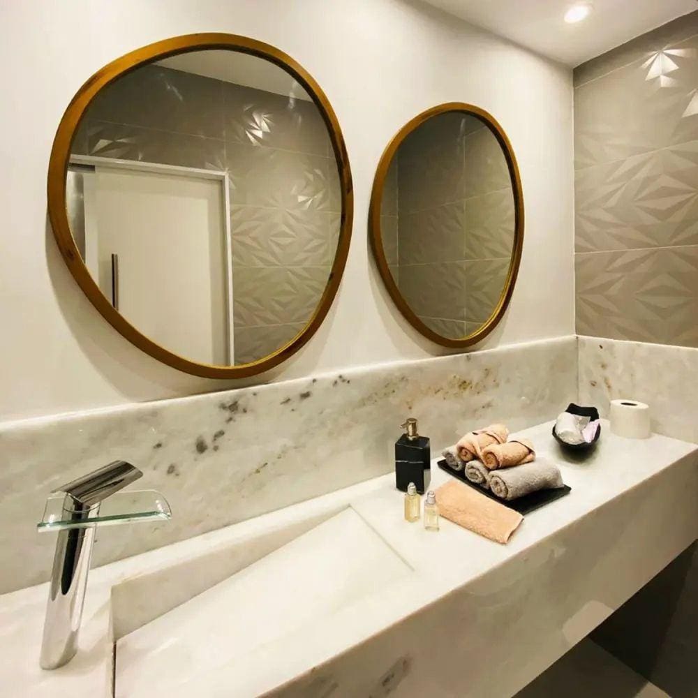 Espelho Decorativo Emoldurado Orgânico 43x58cm E2G Design Freijó