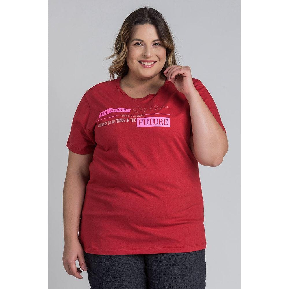 T-shirt Feminina Plus Size Estampada "You Never Say Never"- Serena