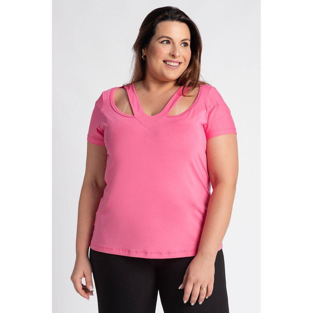 Blusa Feminina Plus Size Visco Detalhe "V" Gola - Serena