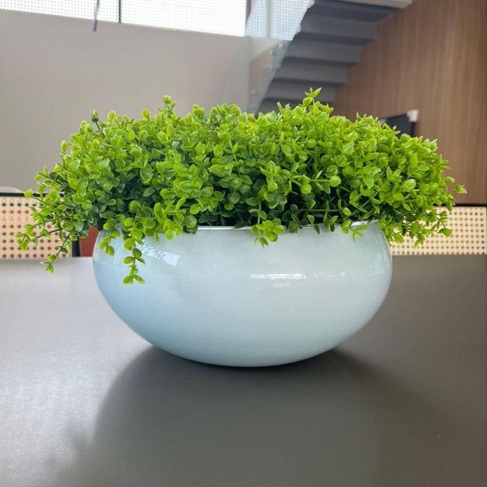 Arranjo Grande Centro de Mesa Vaso Branco com Verdinho