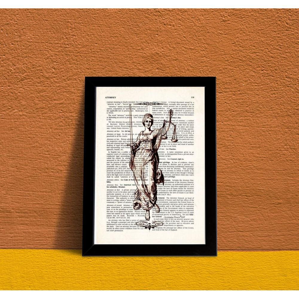 Quadro Deusa da Justiça Vintage 24x18cm - Madeira Branca