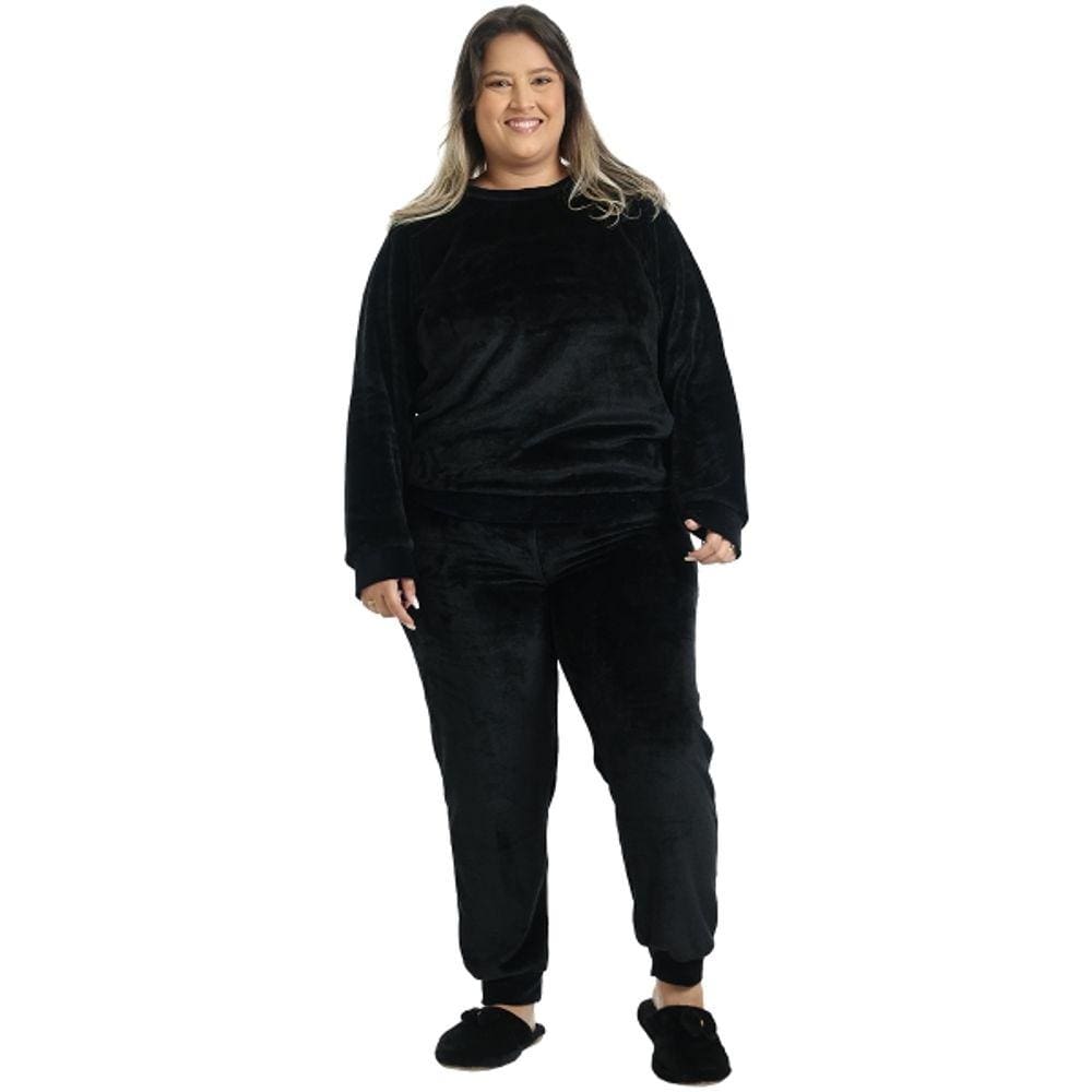 Pijama Plus Size em Pelúcia Lisa