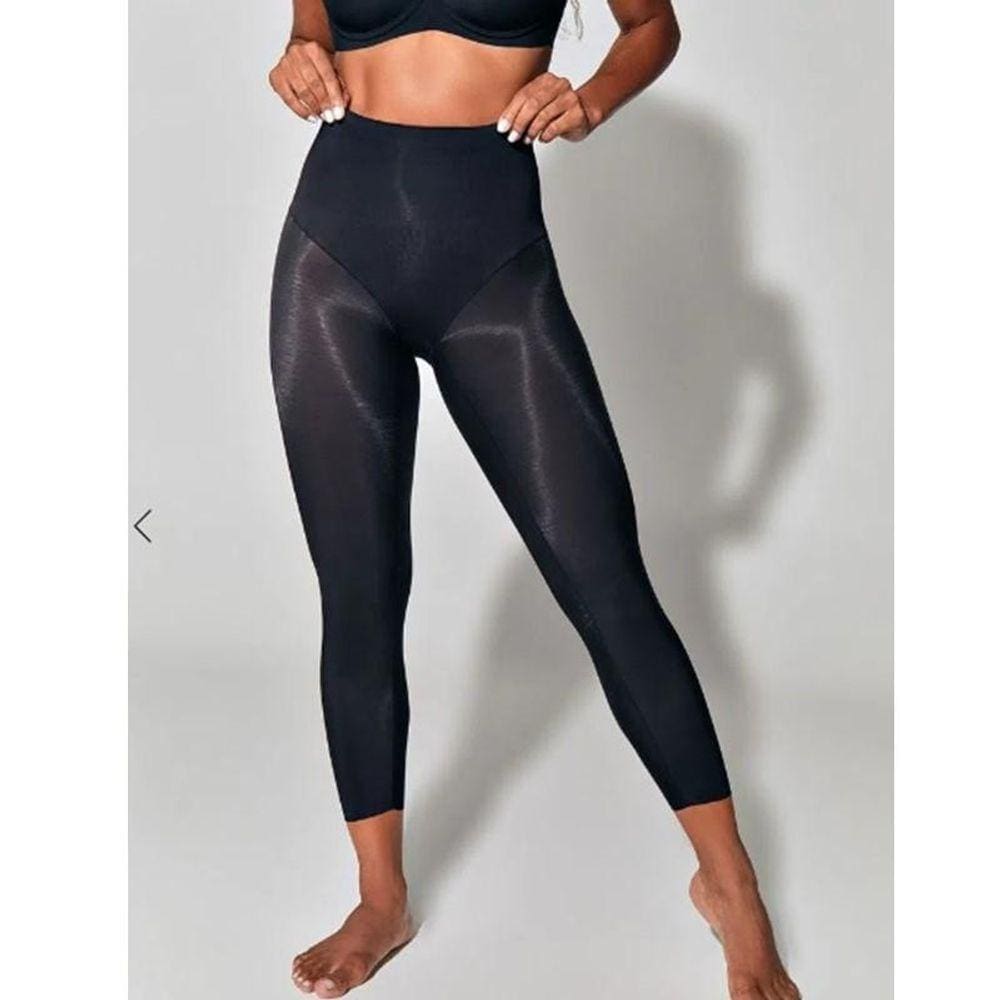 Calça capri modeladora Liz