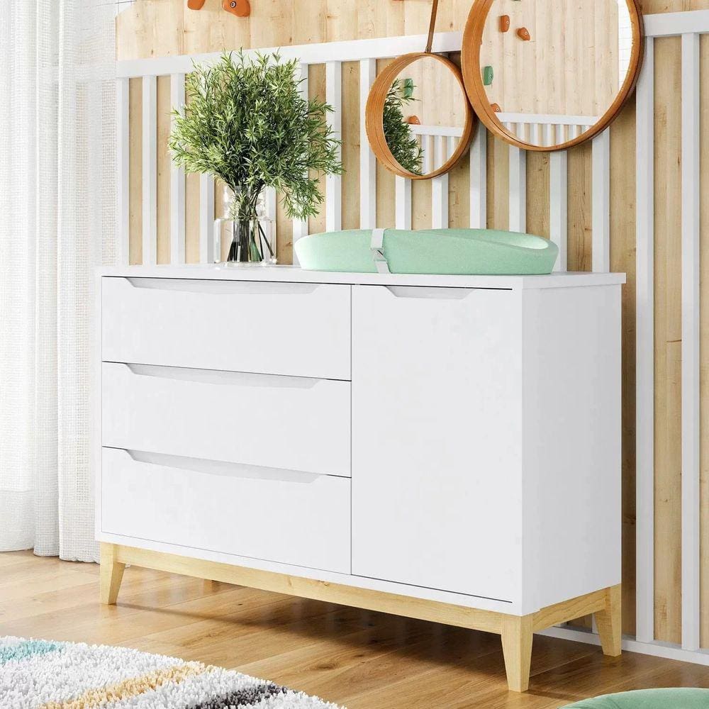 Cômoda Infantil Retrô 3 Gavetas 1 Porta Amor Perfeito Divicar Móveis Branco com Pinus Marroml