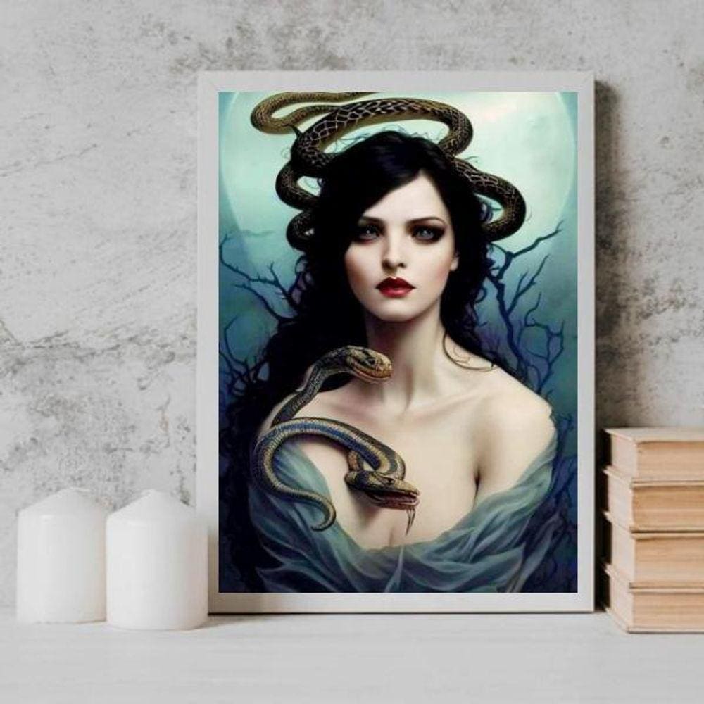 Quadro Decorativo Deusa Lilith 45X34Cm - Com Vidro Branca
