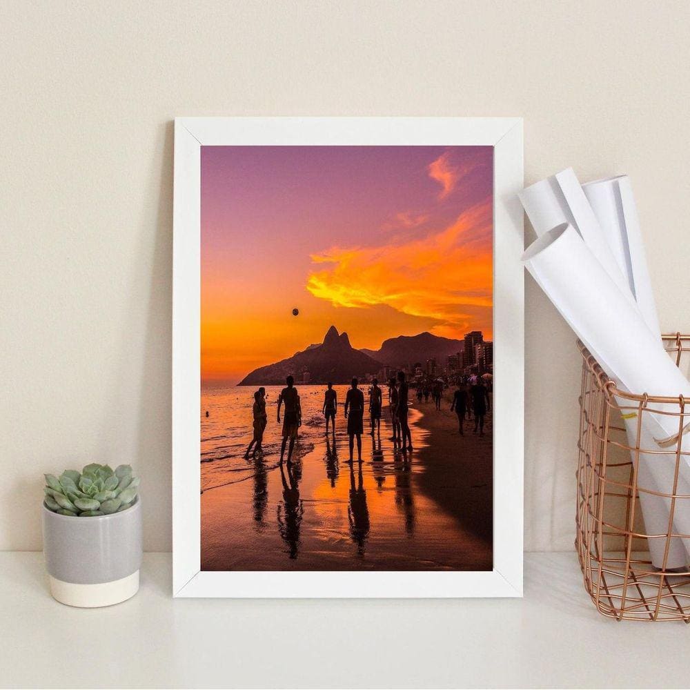 Quadro Por Do Sol Praia De Ipanema- Futebol 33X24Cm - Vidro