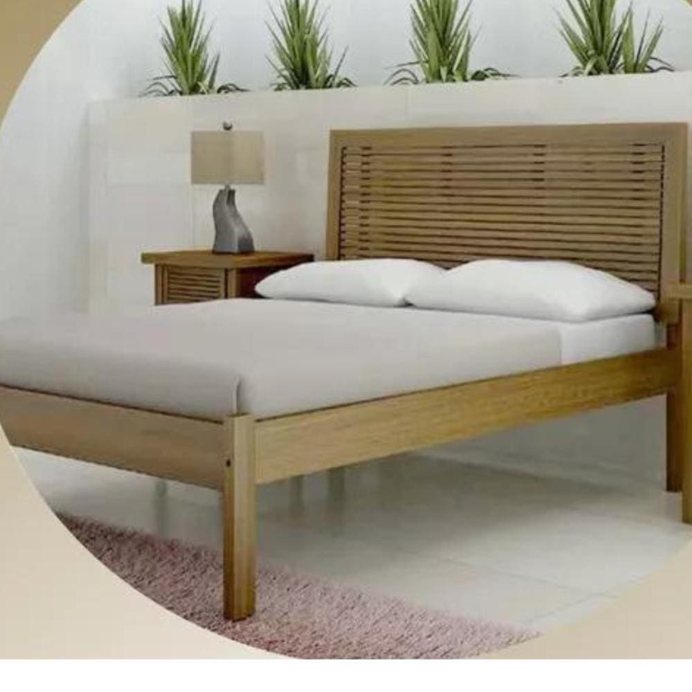 Cama Maciça 1,30 x 1,90 - Móveis de Gramado