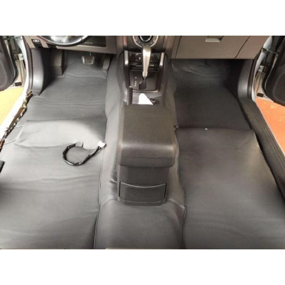 Tapete premium courvin para Hilux Automática nova