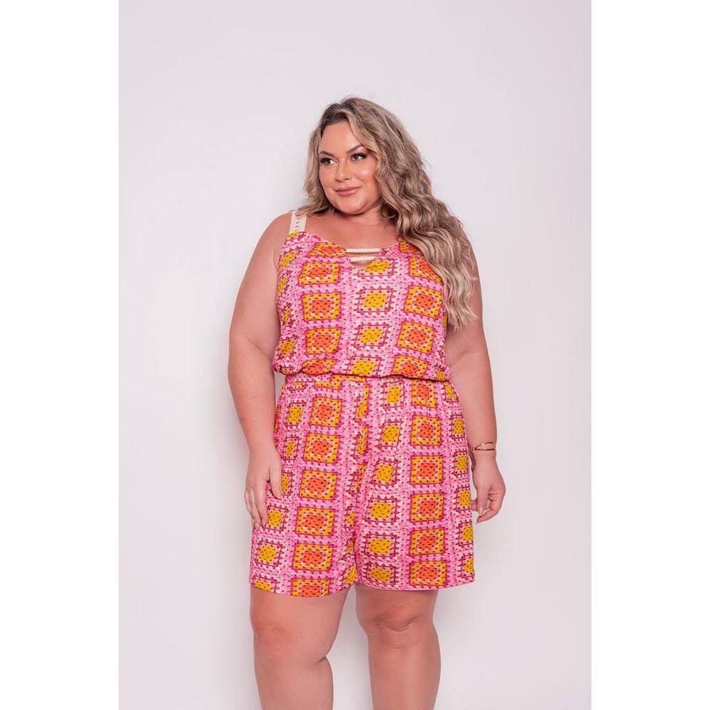 Macaquinho Plus Size Renda