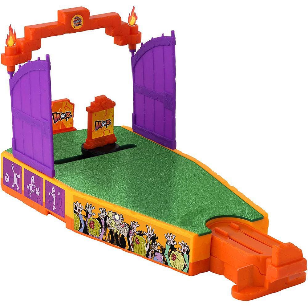 Bandai World of Zombies Ball Park Playset com 1 Figura (Figura de Jogador de Futebol Zargentina) e 1 bio Card (44216)