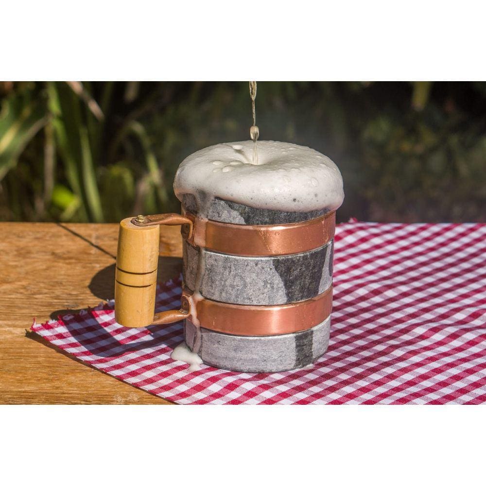 Caneco de chopp ou cerveja em pedra sabão de 350 ml