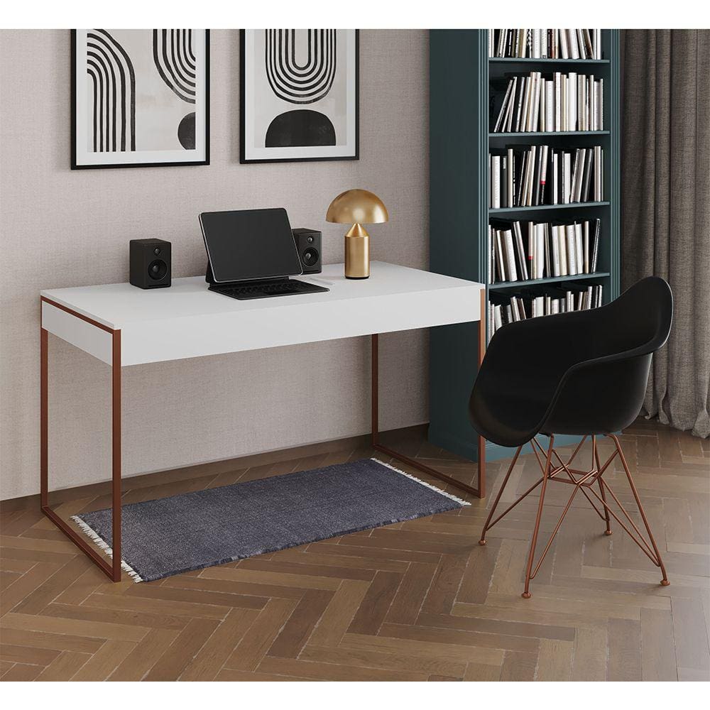 Escrivaninha Industrial Office Estudo Malta Branca 137x53cm com 1 Poltrona Preta Eames Eiffel Base C