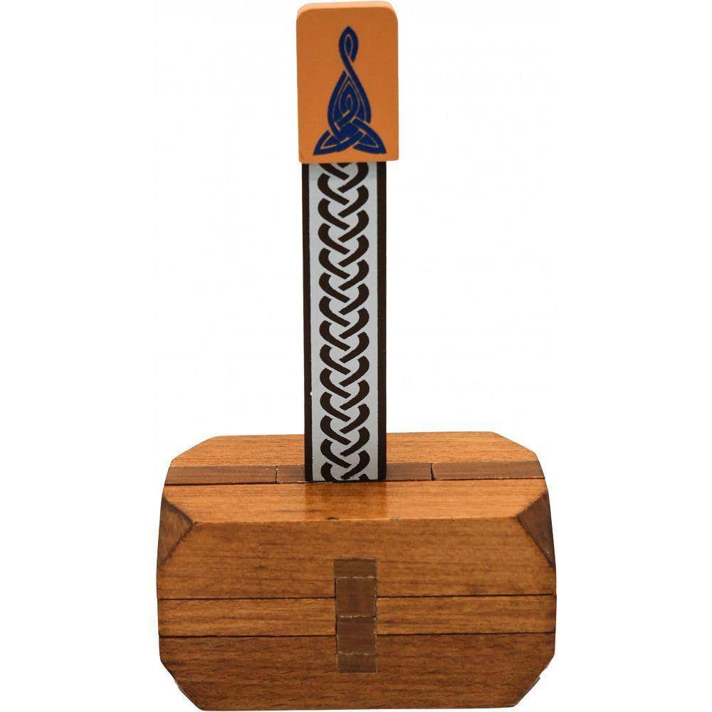 Quebra-cabeça de madeira Project Genius Thor`s Hammer Mjolnir Model