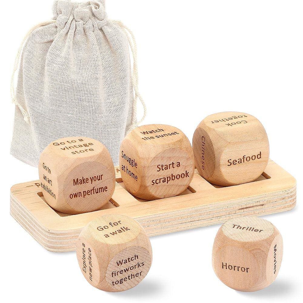 Jogo de tabuleiro de madeira para casais Date Night Dice DECYOOL, 5 unidades