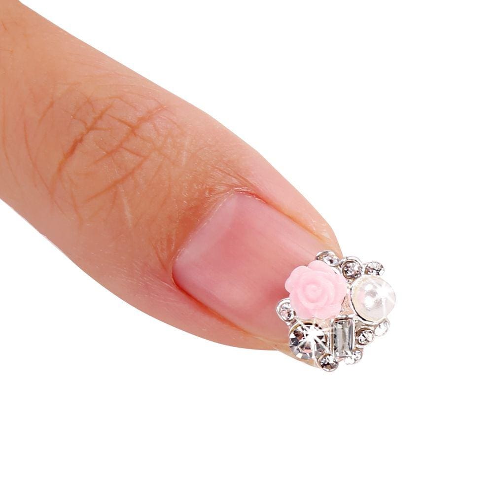 Decoração de adesivos de unhas: flor, strass, rosa