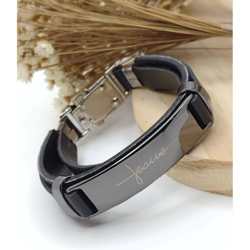 Pulseira Bracelete Masculino Feminino Couro Sintético Ajustável Aço Inox Manuscrito Jesus Religiosa Dourado Preto