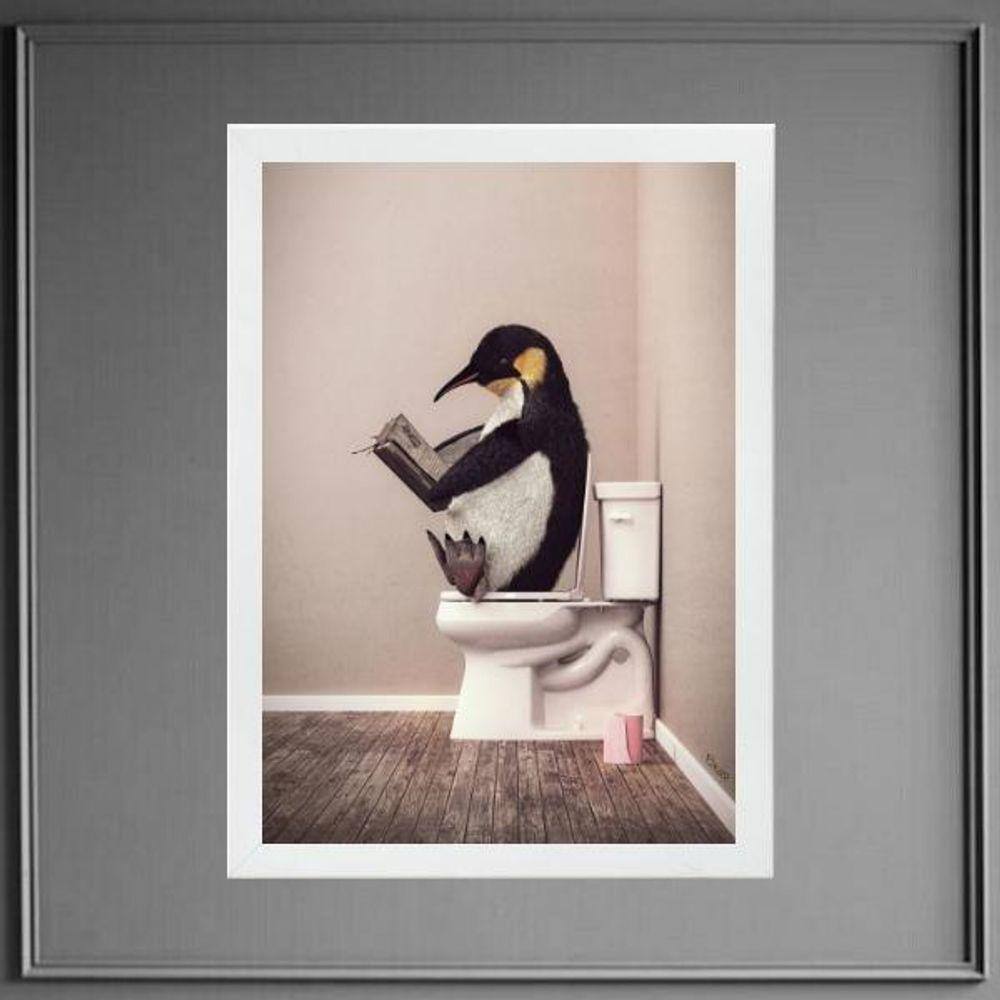 Quadro Pinguim No Banheiro Lendo Jornal 33X24Cm