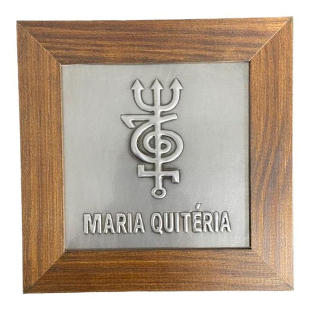 Quadro Maria Quitéria Madeira Imbuia E Metal 18 X18 Cm
